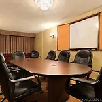 Clarion Hotel Milwaukee Airport 