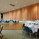 Clarion Hotel Milwaukee Airport 